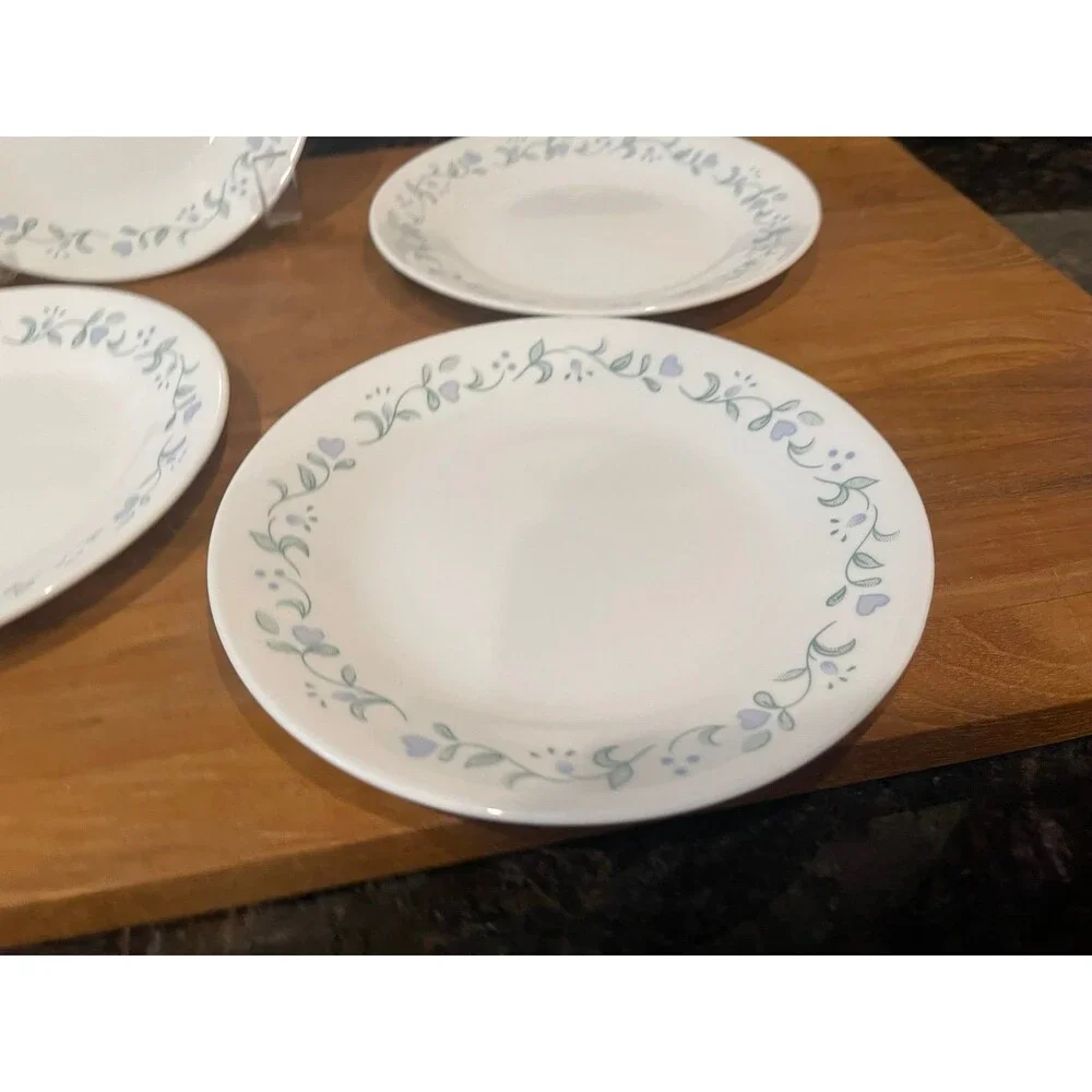 4 Corelle Country Cottage bread/salad plates